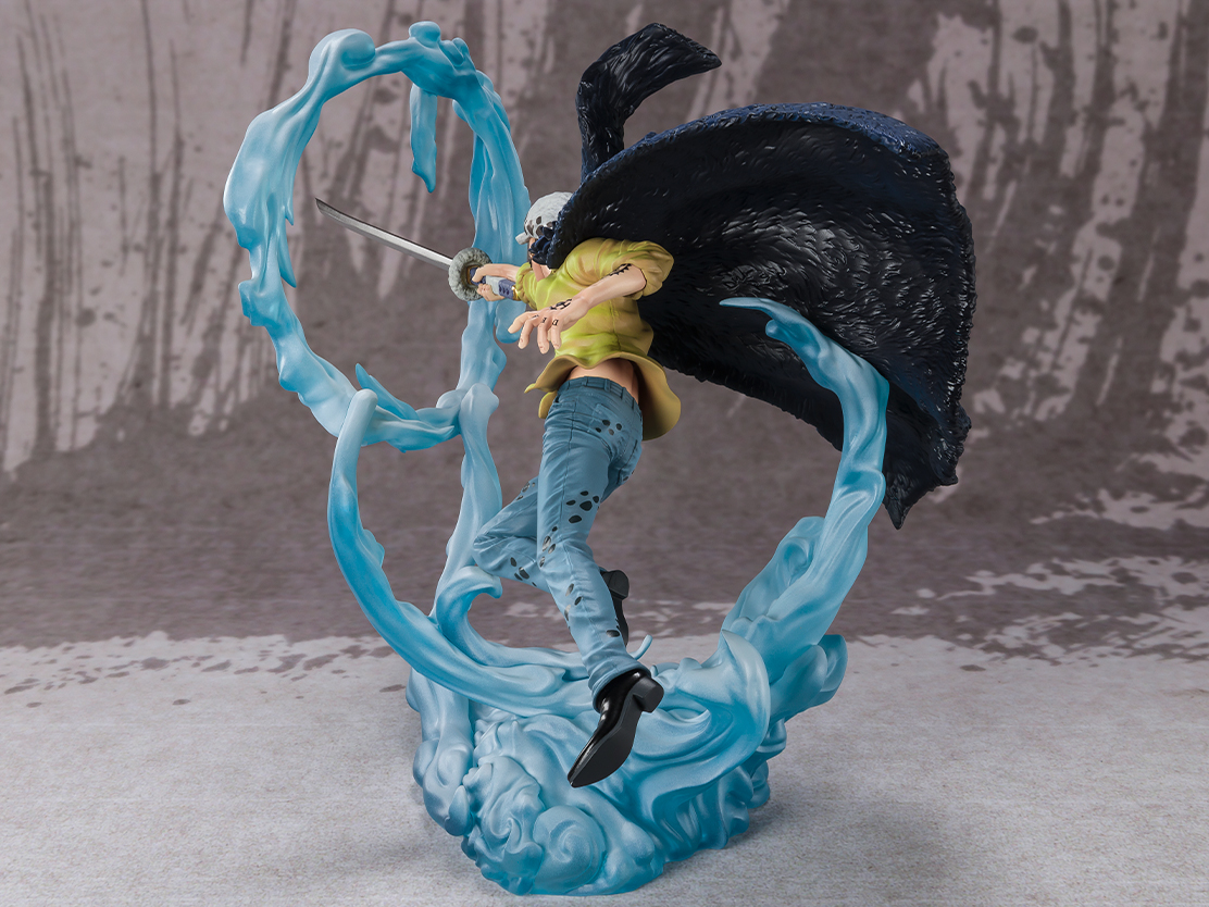 海贼王手办Figuarts ZERO [超Figuarts ZERO] 特拉法尔加·罗 -三Battle of Monsters on Onigashima