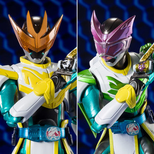 S.H.Figuarts幪面超人活蝙蝠基因組/豺基因組