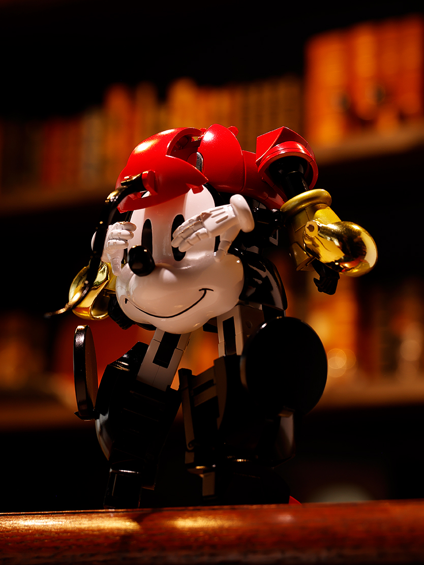 Disney Character Figure CHOGOKIN Super Transformation Mickey Mouse by Kunio Okawara